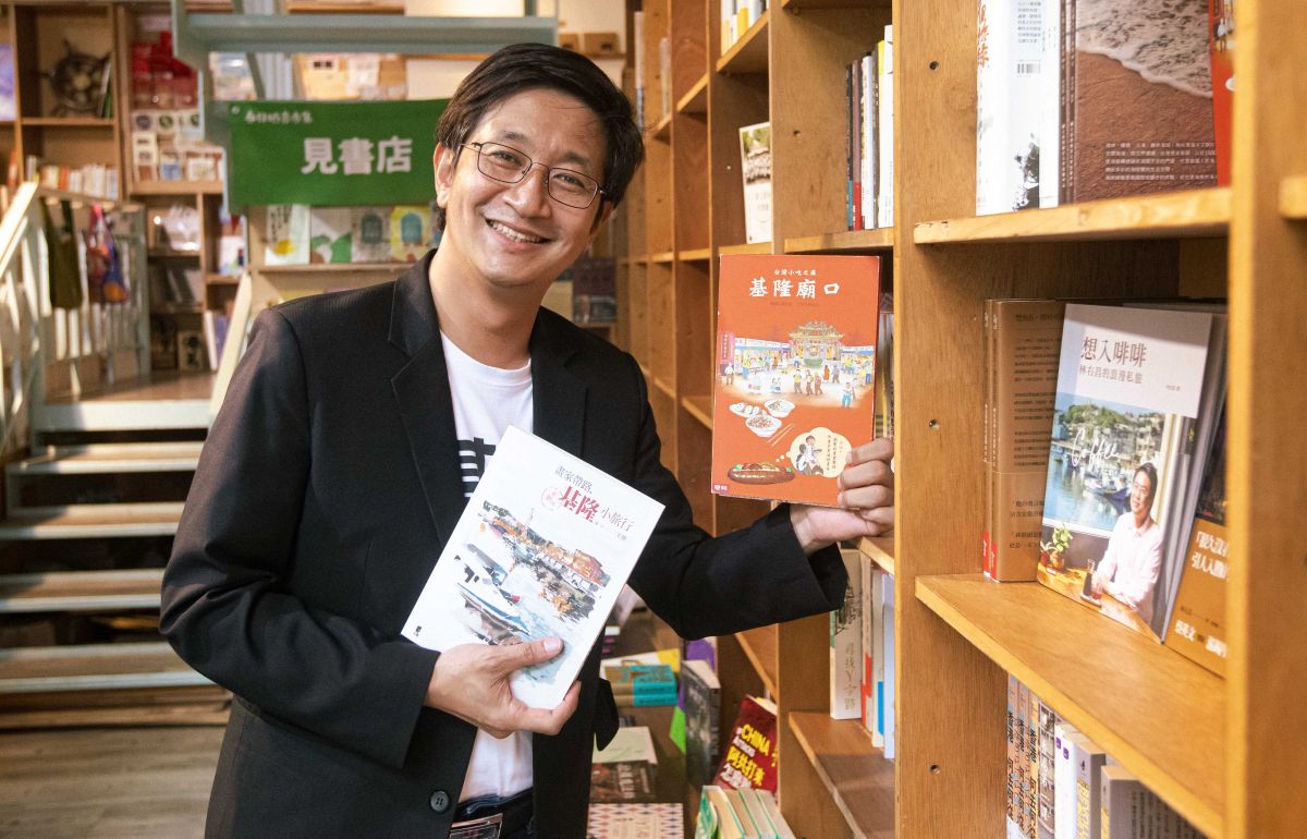 ▲談起基隆，蔡適應滔滔不絕地細數自己愛吃的美食小吃，未來他要與雙北、桃園進一步合作，將大首都圈的年輕人吸到基隆。（圖／記者葉政勳攝）