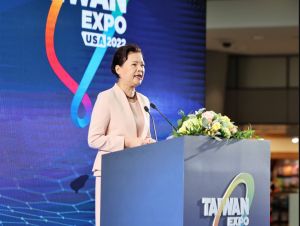 ▲經濟部長王美花致詞時強調，台灣將用高科技實力凸顯其在全球供應鏈中不可或缺的關鍵角色。（圖／貿協提供）