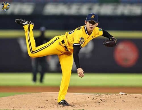 中職／吳哲源宣布引退！感性致謝中信兄弟　球迷淚喊：永遠記得你
