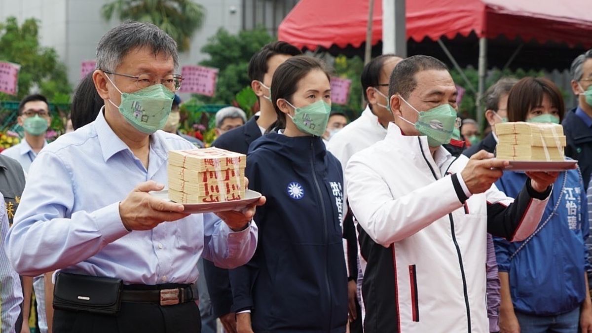 ▲台北市長柯文哲與新北市長侯友宜，14日上午一同參與萬大線第二期標段開工典禮，並於會後接受媒體訪問。（圖／台北市政府提供）