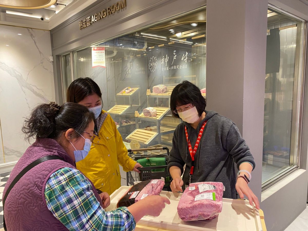 ▲有肉品界愛馬仕美譽的美福食集，將於10月16日起至31日舉辦周年感謝祭，烏日門市與台北內湖門市同慶「滿8仟送5百」(圖／美福食集提供2022.10.15)