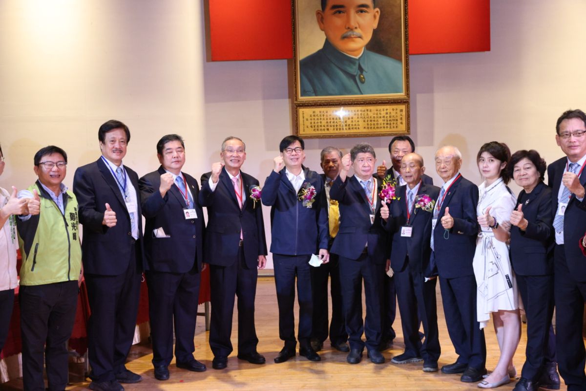 ▲高雄市嘉義同鄉會今天舉辦會員大會，陳其邁特別前往致意。（圖／高市府提供）