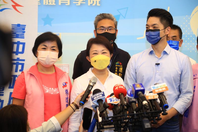 ▲被對手指佈局2024總統大選全台趴趴走，盧秀燕搬出「家訓」回答。（圖／台中市政府提供，2022.10.15）