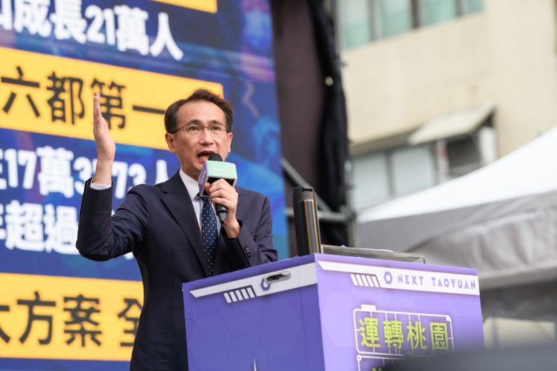 ▲鄭運鵬表示，不要讓做高官炒土地的惡質國民黨文化回來，請大家繼續守住鄭文燦2任8年的好成績。（圖／民進黨提供）