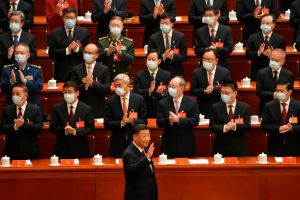 ▲中共二十大正式在北京人民大會堂登場,習近平發表近一小時的談話,期間不斷提及「鬥爭」二字,並環繞中國特色社會主義與中國現代化等主題。(圖/美聯社/達志影像) ▲中共二十大正式在北京人民大會堂登場,習近平發表近一小時的談話,期間不斷提及「鬥爭」二字,並環繞中國特色社會主義與中國現代化等主題。(圖/美聯社/達志影像)