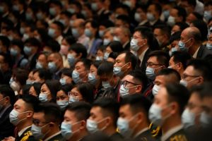 中共二十大 ▲中國新冠肺炎疫情仍延燒,在二十大會場中,不少參與者皆戴上口罩。(圖/美聯社/達志影像)