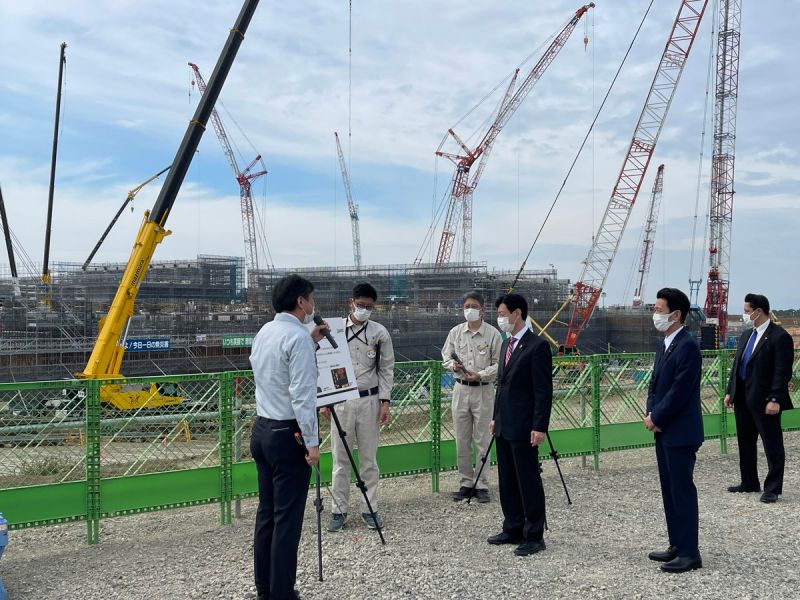 ▲圖為台積電目前正在熊本縣建設的新廠工程地。(圖/翻攝西村康稔推特)