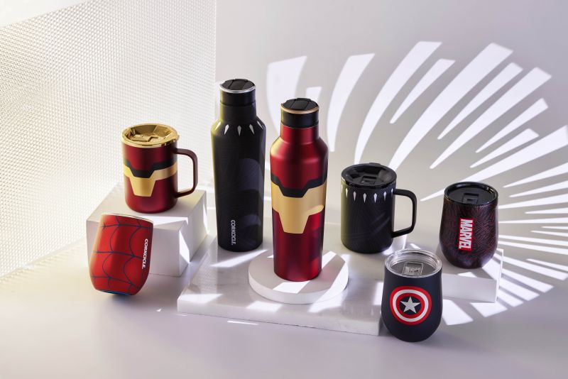 ▲潮流杯瓶CORKCICLE酷仕客X MARVEL,7-ELEVEN全新集點「MARVEL 潮流酷炫生活快閃購/集點送」,共有鋼鐵人、黑豹、美國隊長及蜘蛛人,四款人氣角色 X 3款實用杯型,10/19下午3點起獨家在7-ELEVEN開搶。(圖/CORKCICLE提供)