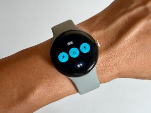 ▲Google Pixel Watch智慧錶開箱。（圖／記者周淑萍攝）