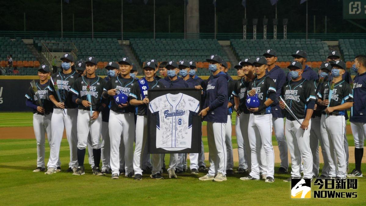 ▲詹智堯引退。（圖／吳政紘攝）