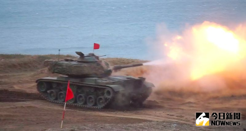 ▲澎防部「鎮疆操演」,M60A3戰車灘岸反登陸射擊。(圖/記者呂炯昌攝,2022.10.19)