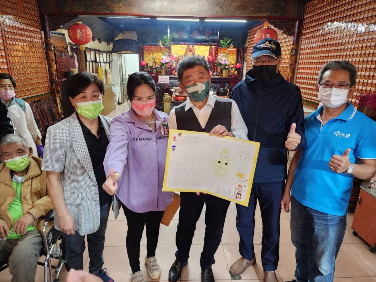 ▲談到有媒體指稱，綠營基層有「棄陳保黃」的聲浪，陳時中表示，自己會繼續努力。（圖／陳時中辦公室提供）