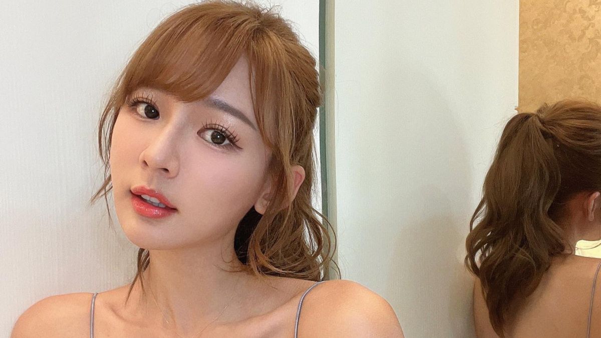 ▲「台版三上悠亞」林莎在IG曬出穿著「低胸背心」的辣照，仔細看還能看見「腳趾」，也讓網友紛紛讚翻「女神好美」。（圖／翻攝自林莎臉書）