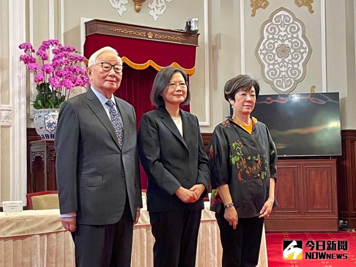 ▲蔡英文宣布，由張忠謀再度擔任我國APEC領袖代表，將出席在曼谷舉行的實體會議。（圖／記者黃宣尹攝，2022.10.20）