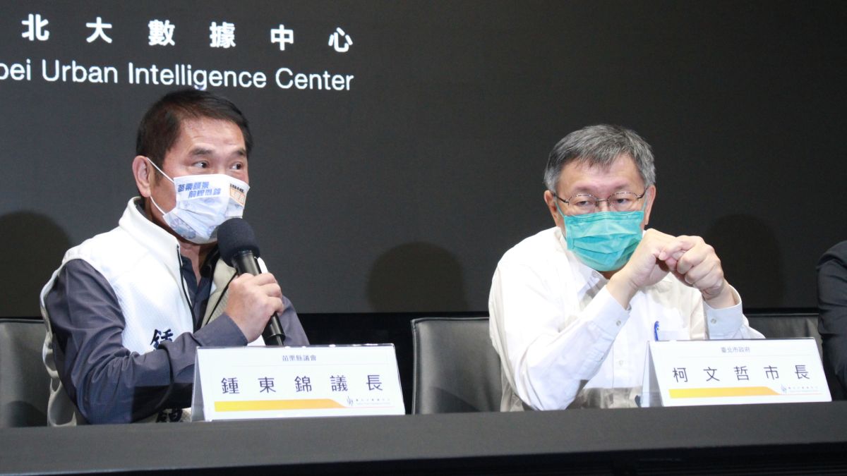 ▲苗栗縣議會議長鍾東錦20日率團北上到台北市，拜會台北市長柯文哲與參觀北市府的大數據中心。（圖／記者丁上程攝，2022.10.20）