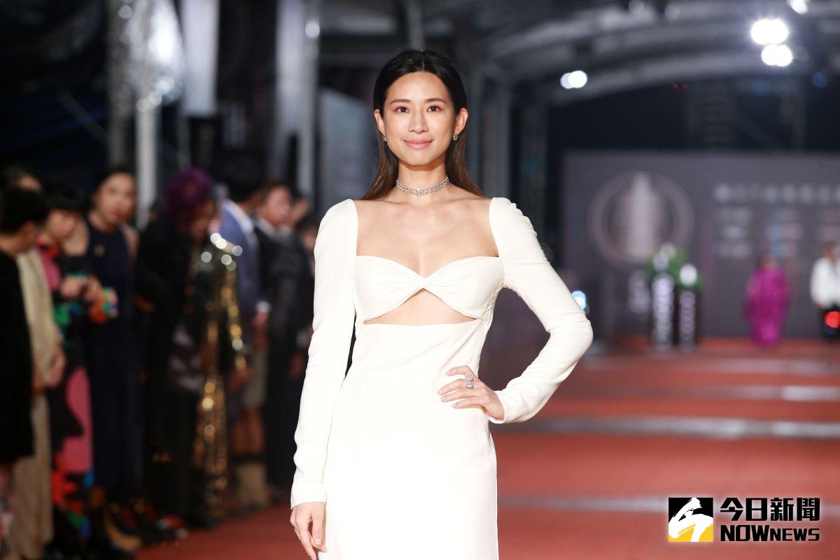 ▲趙岱新放送性感身材，禮服胸口只有兩塊布。（圖／NOWnews攝影中心）