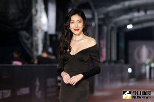楊謹華低胸禮服超吸睛。(圖/NOWnews攝影中心) ▲楊謹華出道多年,參與過許多經典戲劇演出。(圖/NOWnews攝影中心)