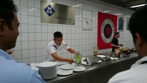 ▲張晉逸曾代表台灣前往德國法蘭克福參加世界年輕廚師菁英賽世界冠軍賽。（圖／張晉逸提供）