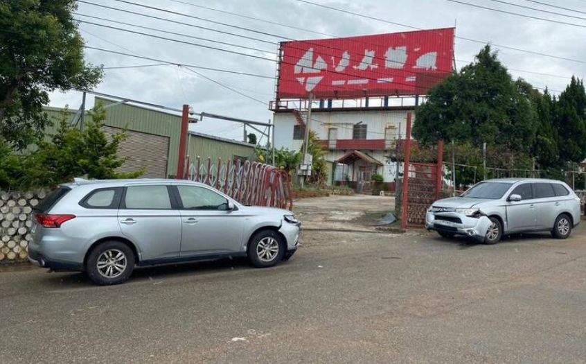 ▲雲林虎尾分局偵查隊跨區到台中圍捕通緝犯，嫌犯開車衝撞逃逸，廖姓小隊長被撞飛腰部脊椎骨折送醫。（圖／翻攝畫面）