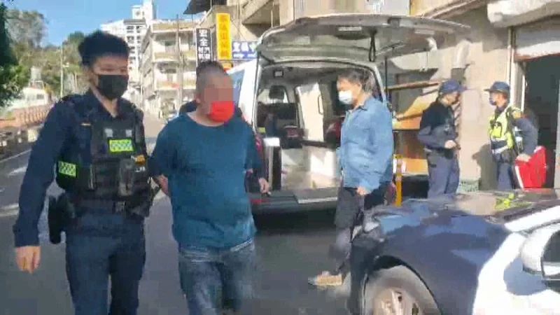 離職員工埋伏苗栗便當店!持西瓜刀狂砍同事 警當場逮捕