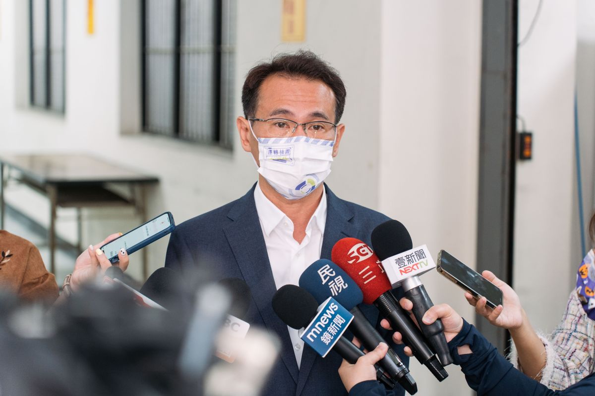 ▲鄭運鵬表示，張善政和韓國瑜搭檔選正副總統或是韓選高雄市長方法都是一樣的，「今年從我參選以來我就看到四年前2018年韓國瑜在高雄的歷史重演」。（圖／鄭運鵬辦公室提供）