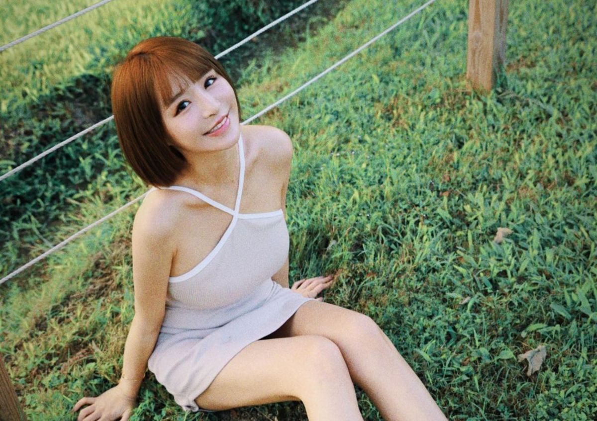 ▲元元慶祝寫真大賣，加碼送福利。（圖／元元IG）