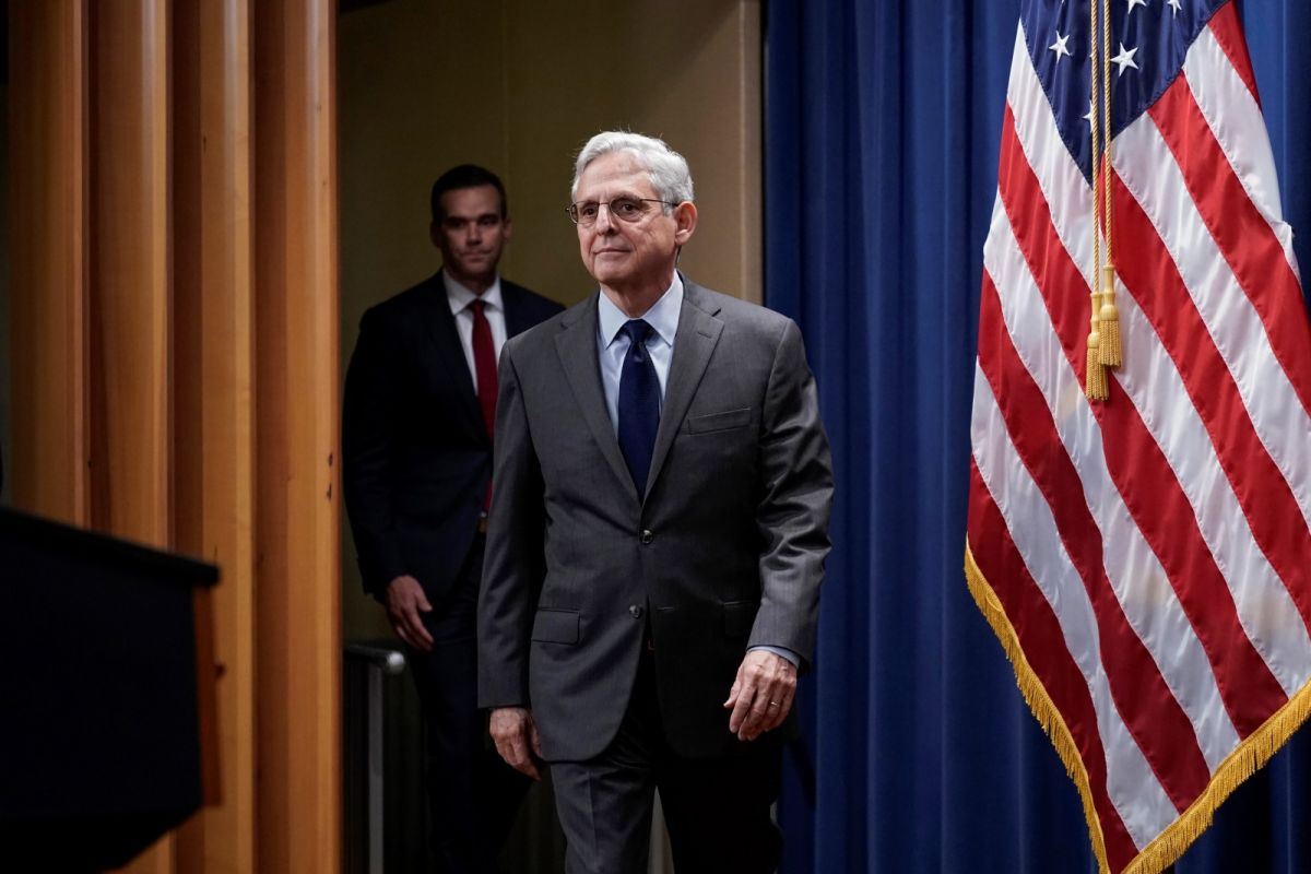 ▲美國司法部長賈蘭德（Merrick Garland）24日宣布起訴13名涉嫌為北京情報機構工作的中國公民時，他指控中國干涉美國司法體系。（圖／美聯社／達志影像）