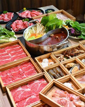 超強「和牛吃到飽」火烤兩吃千元有找 當日壽星整桌88折 ▲有之和牛升級後的「火烤兩吃」竟然還千元有找,CP值超高!(圖/築間餐飲集團提供)