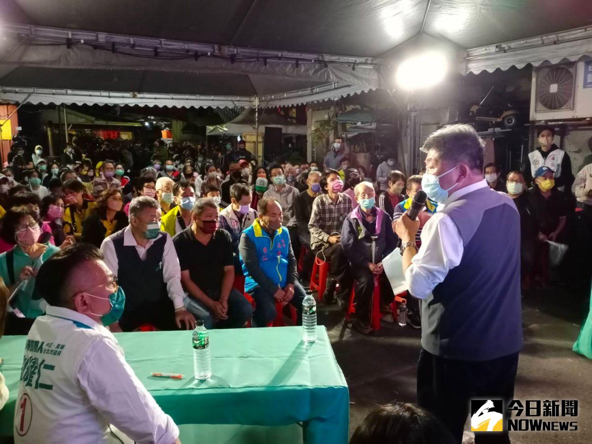 ▲陳時中赴中正區永義宮開講，搭配今日公布12時區影片放學時刻篇，其詳細說明「愛兒童」政策。（圖／記者黃宣尹攝，2022.10.25）