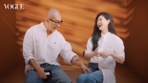 ▲大S提醒大腿上也有刺青,具俊曄才想起來。(圖/翻攝自VOGUE Taiwan YouTube) ▲大S提醒大腿上也有刺青,具俊曄才想起來。(圖/翻攝自VOGUE Taiwan YouTube)