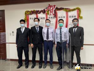 法醫所 法醫 ▲由左至右衛福部屏東醫院李泓儒、成大附設醫院江峻霆、嘉義長庚吳侑庭、三總林佑俊、法醫所張晏維(圖/記者潘千詩攝,2022.10.26)