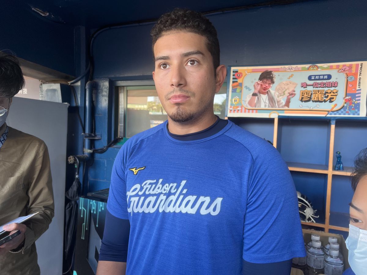 ▲中華職棒富邦悍將本周將進行洋將異動，經教練團討論後，預計於12日註銷外籍投手富藍戈（Enderson Franco），並註冊二軍表現優異的日籍投手鈴木駿輔。(圖/記者簡名杉攝)