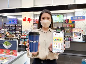 ▲雙11開喝,萊爾富11月9日至11日推出特濃美式36杯或特濃拿鐵30杯,均一價都是1111元。(圖/業者提供) ▲雙11開喝,萊爾富11月9日至11日推出特濃美式36杯或特濃拿鐵30杯,均一價都是1111元。(圖/業者提供)