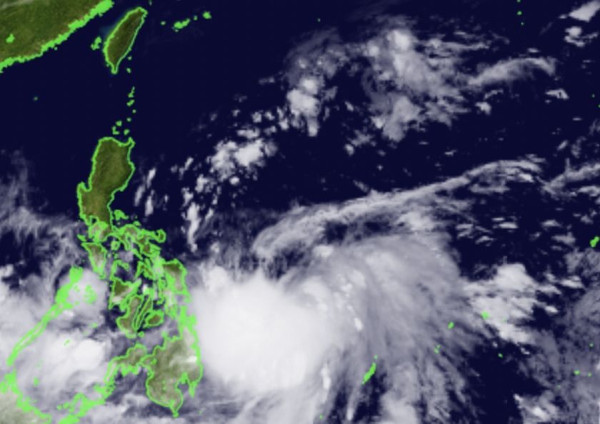 ▲輕度颱風「奈格」今（27日）早8點於菲律賓東方海面生成，預計在週六會增強為中颱，下週日起至下週三（10/30~11/2）為台灣帶來大量水氣。（圖／翻攝向日葵8號衛星）