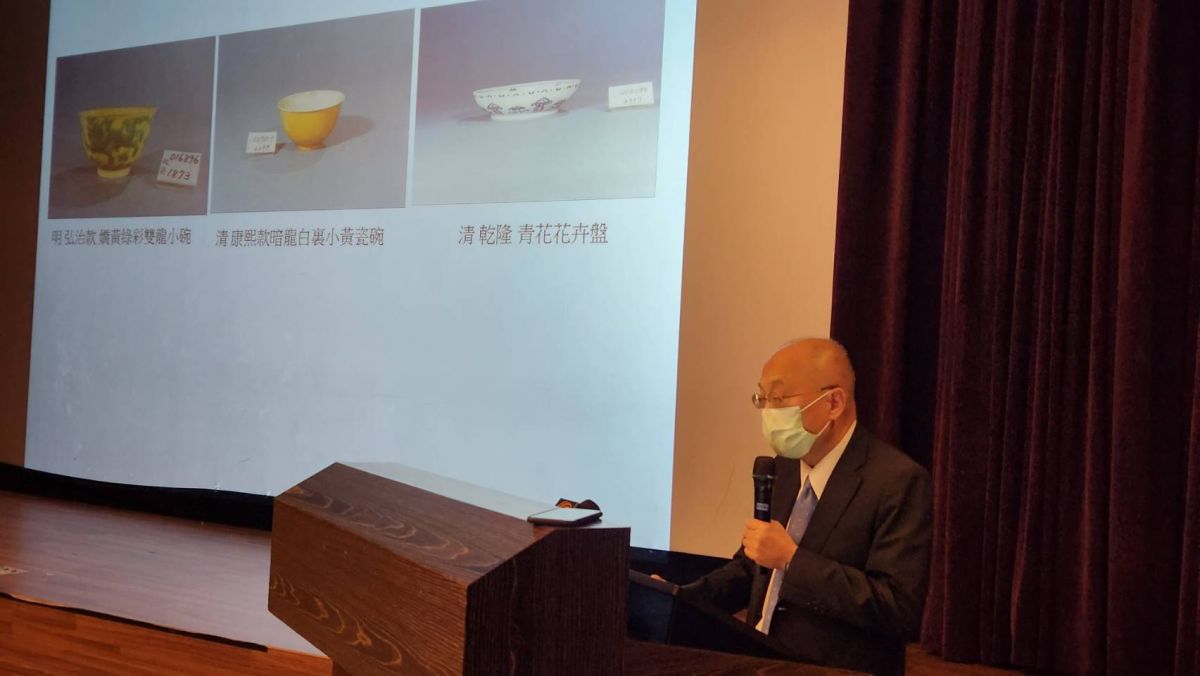 ▲故宮博物院3文物破損，故宮院長吳密察今（28）日在記者會上說明相關經過及後續處理。（圖／記者李琦瑋攝，2022.10.28）