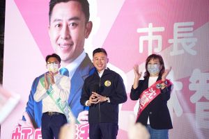 沈慧虹與劉康彥競總成立,前新竹市長林智堅也到場為昔日副手與幕僚站台。 ▲沈慧虹與劉康彥競總成立,前新竹市長林智堅也到場為昔日副手與幕僚站台。(圖/沈慧虹辦公室提供)
