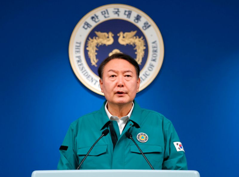 ▲韓國總統尹錫悅在今（30）日上午發表全國緊急談話。（圖／美聯社／達志影像）