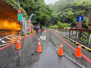 ▲太魯閣國家公園管理處表示，燕子口步道即起實施預警性封閉，封閉至11月1日止。（圖／翻攝畫面）
