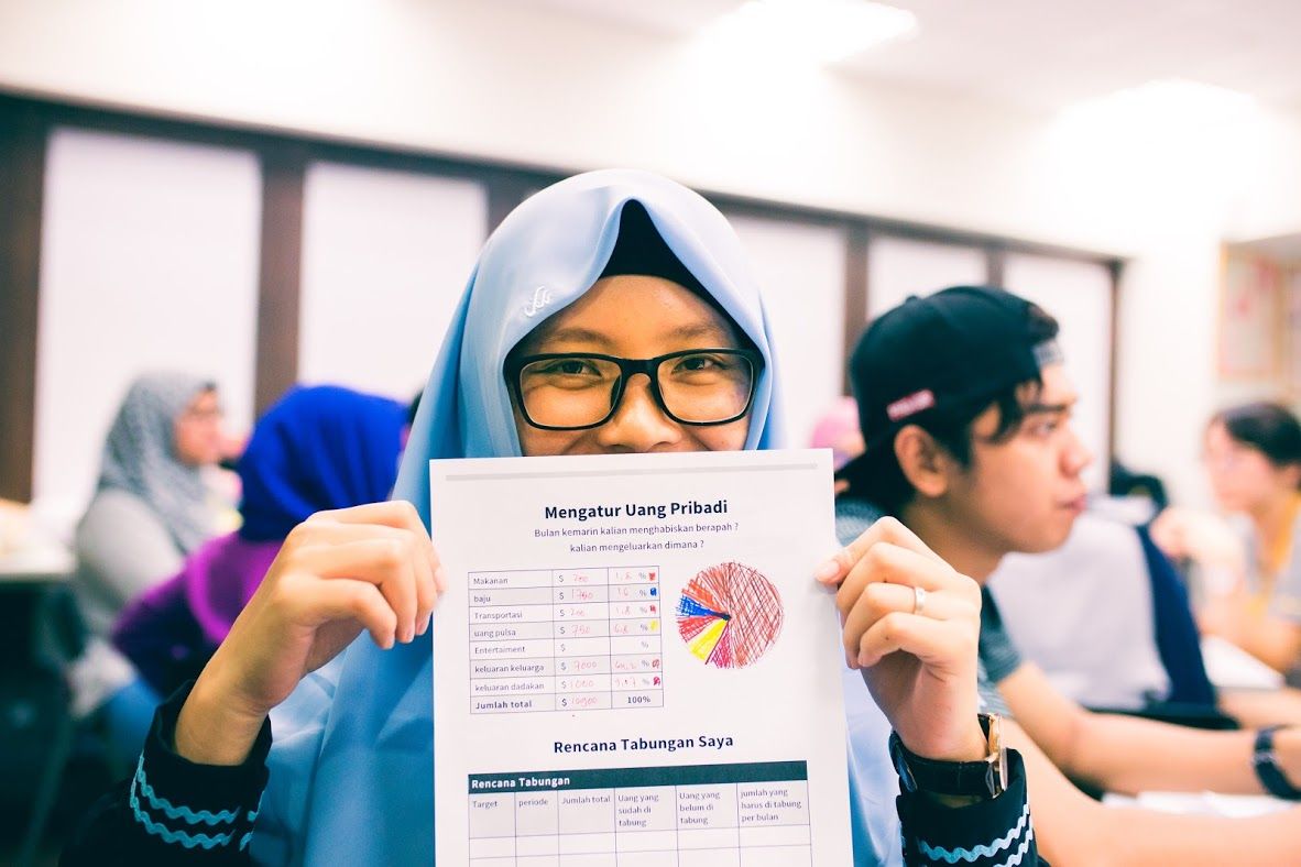 ▲One-Forty透過開店課，協助移工學習開店與理財相關的知識，為未來回國開店的規劃做好計畫和財務上的準備。（圖／One-Forty提供）