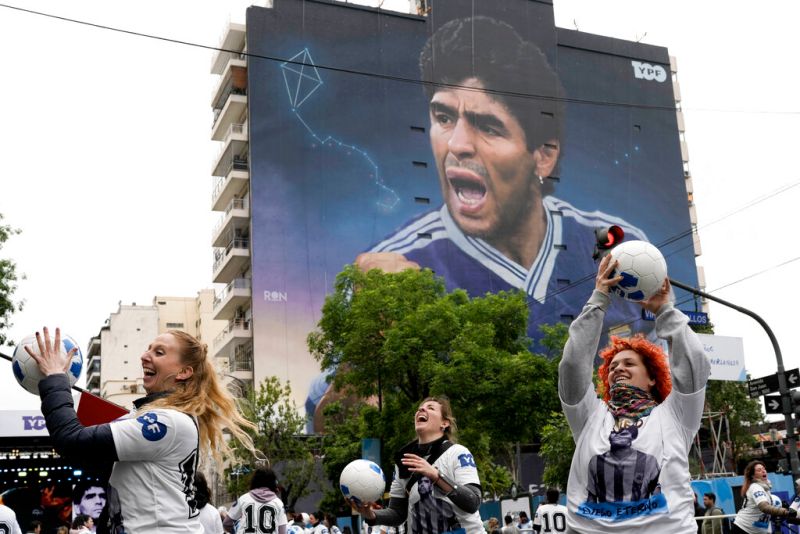 ▲馬拉度納(Diego Maradona)是無法取代的足壇傳奇。（圖／美聯社／達志影像）