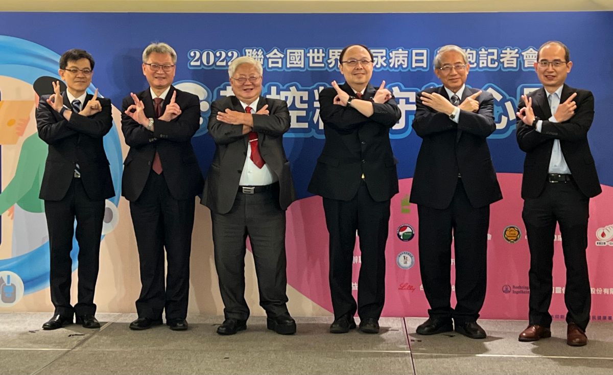 ▲今（1）日國民健康署署長吳昭軍呼籲，政府提供40歲以上的民眾免費成人預防保健服務，幫助民眾早期發現健康問題。（圖／國健署提供）