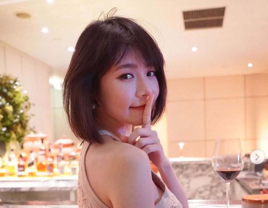 ▲E奶女神林明禎「露小蠻腰」曬出轉圈片，讓5萬網友暈爆。（圖／翻攝自林明禎IG）