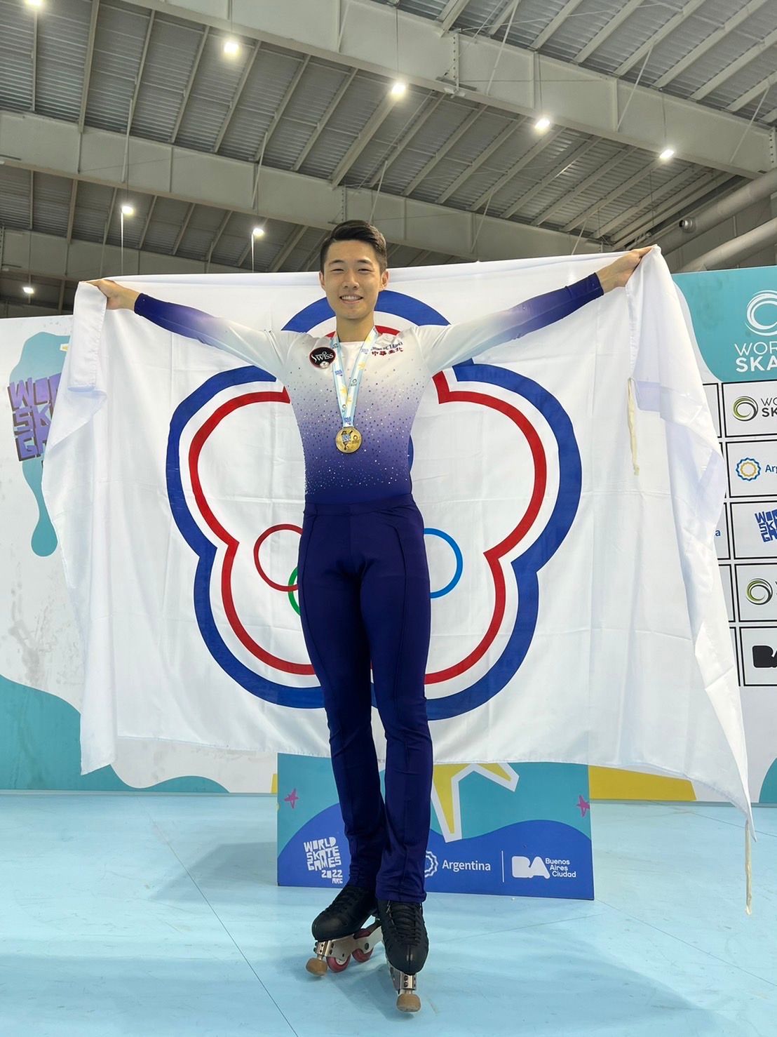 ▲2022年世界全項目溜冰錦標賽陳毅帆選手獲直排個人花式成年男子組金牌。體育署提供