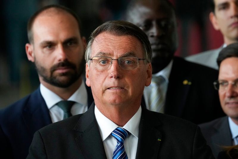 ▲巴西前總統波索納洛（Jair Bolsonaro）滯留美國近3個月後，預定30日上午返抵國門。（圖／美聯社／達志影像）