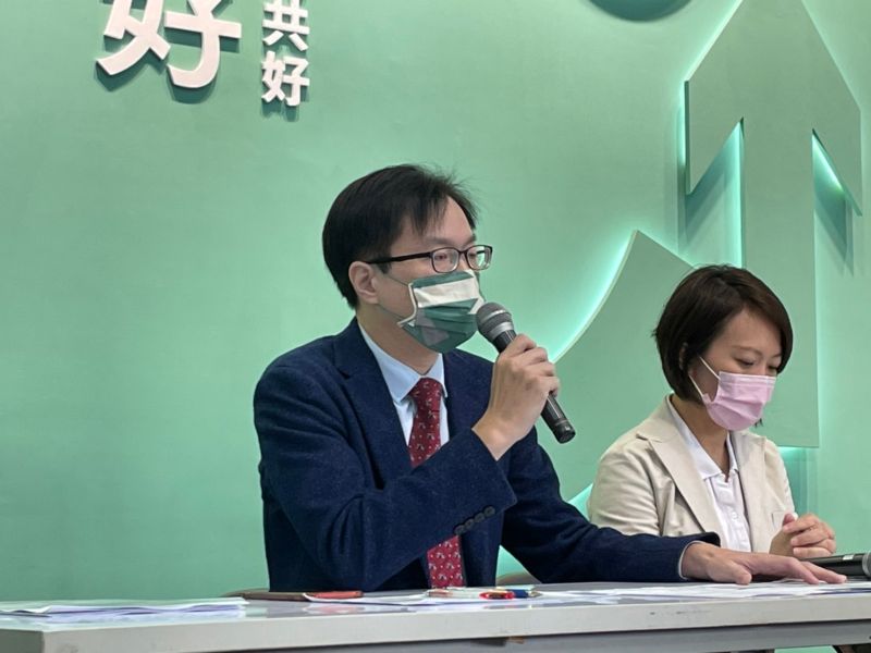 ▲陳時中發言人羅浚晅表示,蔣萬安無視別人家庭的生死交關,這種事情很嚴重。(圖/記者黃宣尹攝,2022.11.02)