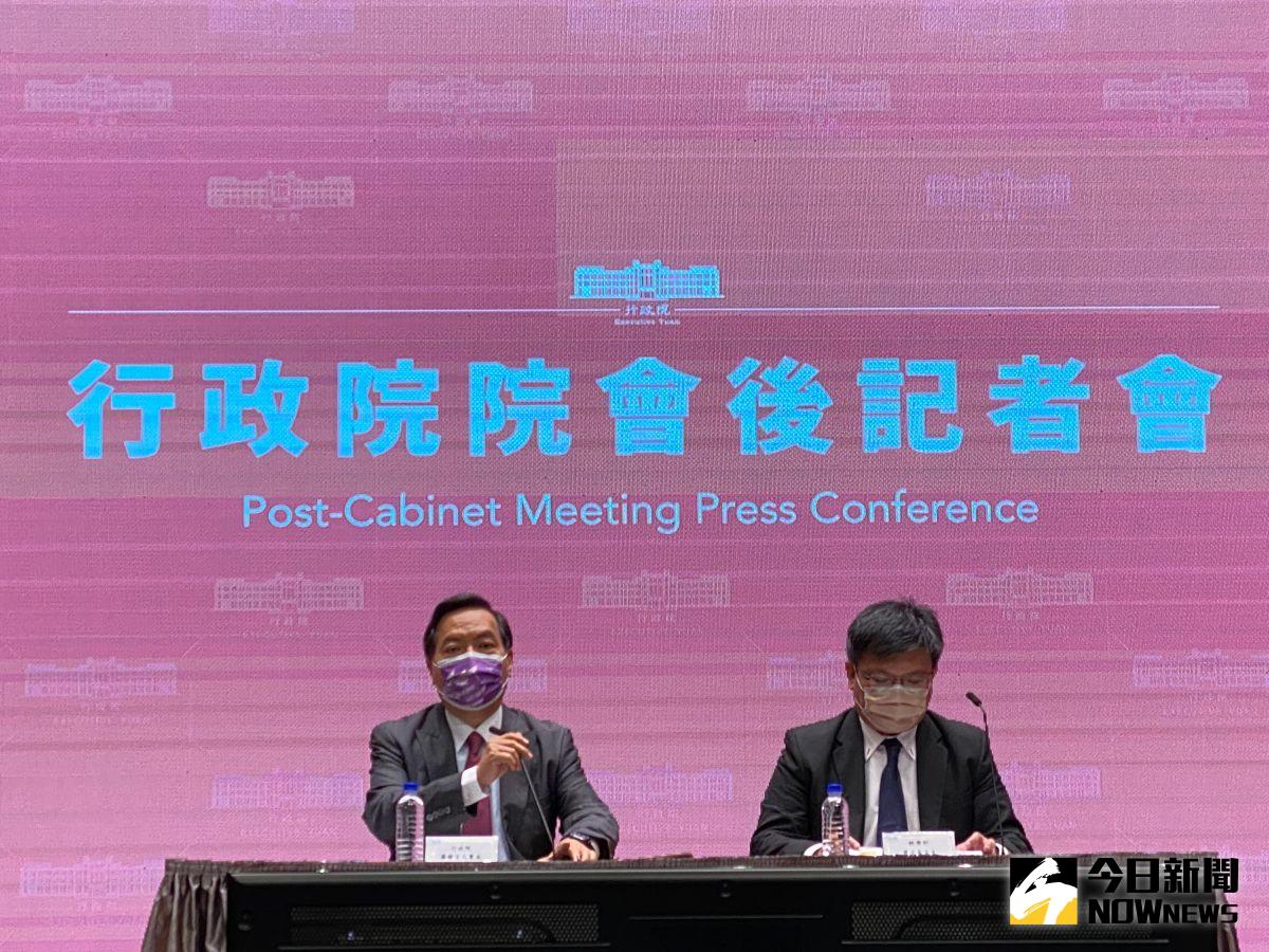 ▲對於漁民抗議七股光電開發過量，羅秉成指出蘇貞昌已指示副院長沈榮津協調，盼圓滿解決爭議。（圖／記者陳威叡攝，2022.11.03）