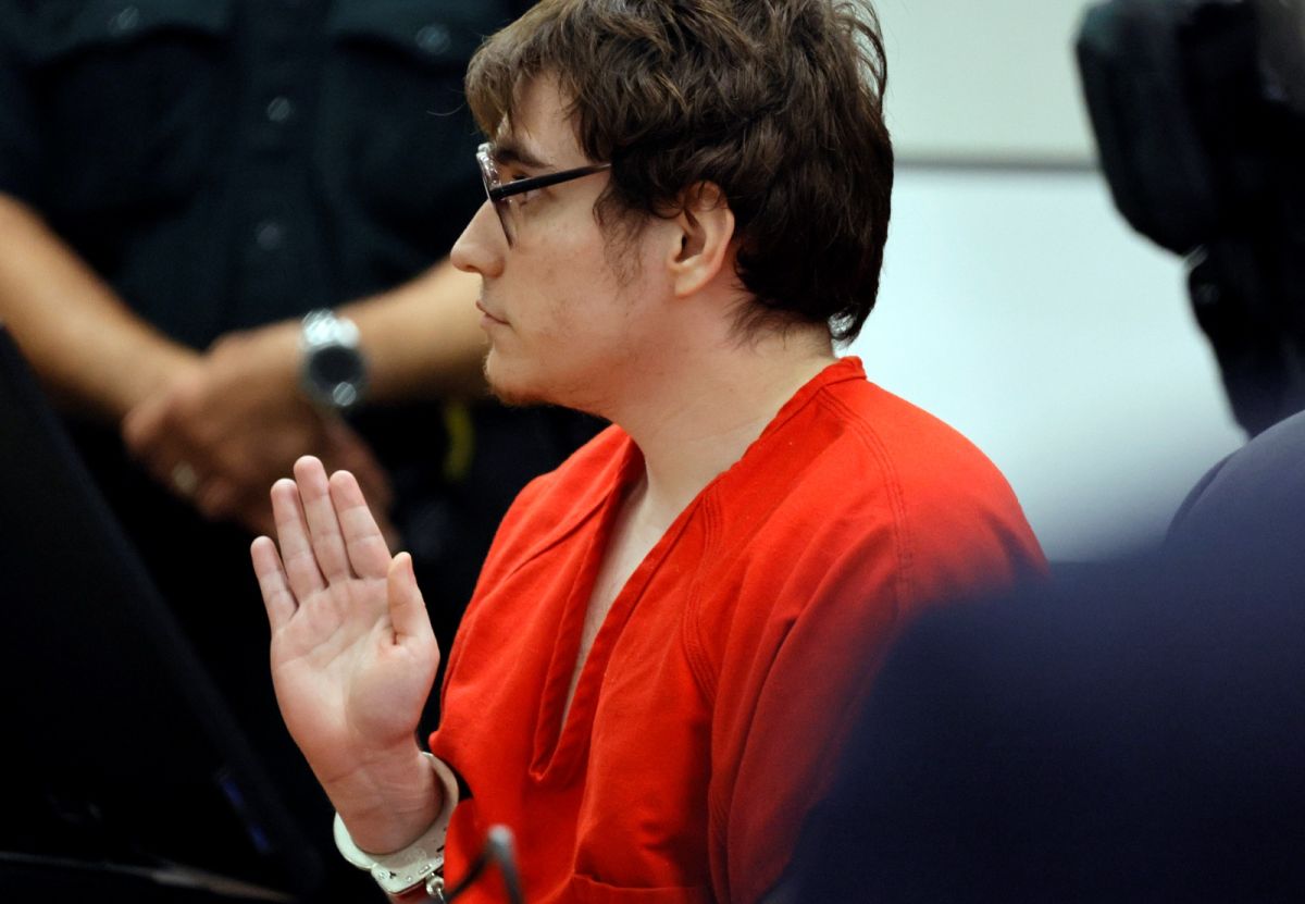 ▲美國佛州派克蘭（Parkland）的道格拉斯中學2018年發生槍擊案，共有17人殞命，凶手克魯茲今天正式被處以無期徒刑。（圖／美聯社／達志影像）