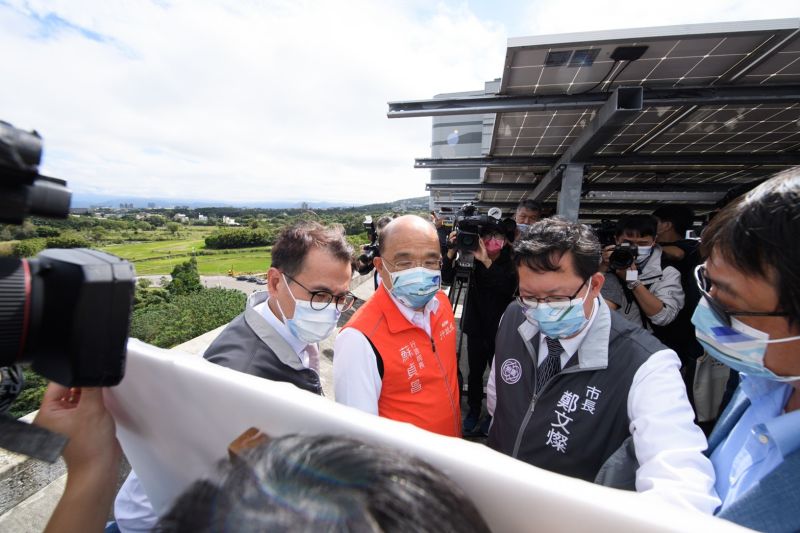 ▲蘇貞昌今日赴龍潭科學園區視察,鄭文燦、鄭運鵬一同出席。(圖/鄭運鵬辦公室提供)