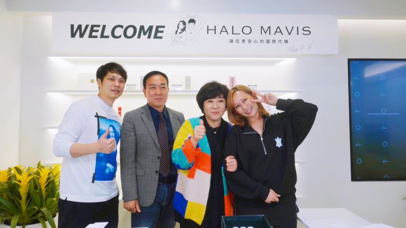 ▲Mavis瑪菲司（右一）去韓國時，受到高規格待遇。（圖／Halo Mavis國際連線提供）