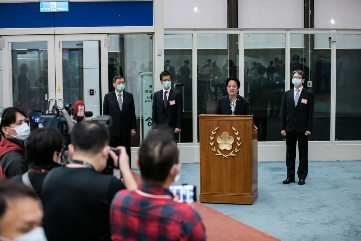 ▲賴清德自帛琉返抵國門，並於桃園機場發表談話。（圖／總統府提供）